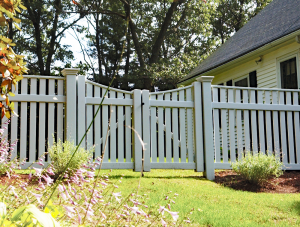 Traditional Ultra Privacy Fence F-FVV-4